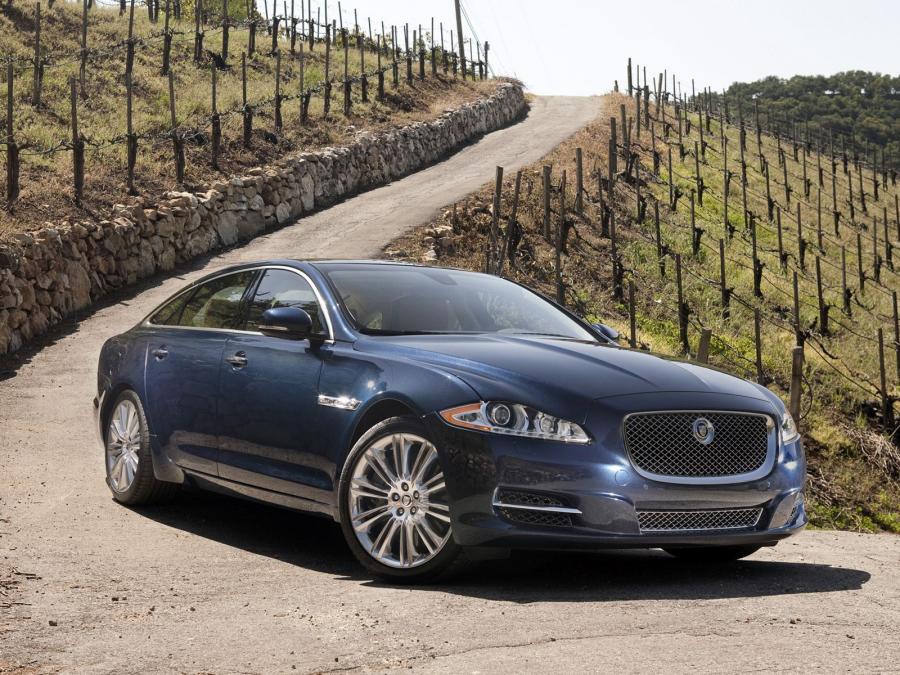  Jaguar XJL 2010 года  (US) (фото 26 из 41)